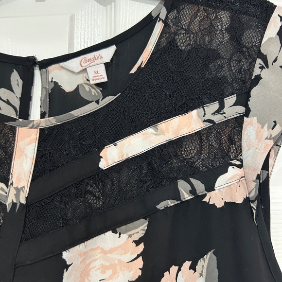 candies Xlarge black shirt. - Picture 2 of 7